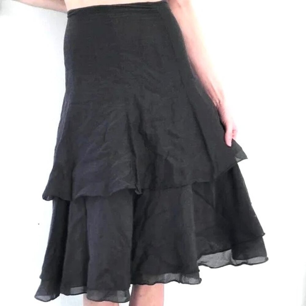 Gorgeous Cabi asymmetric hem featherweight skirt